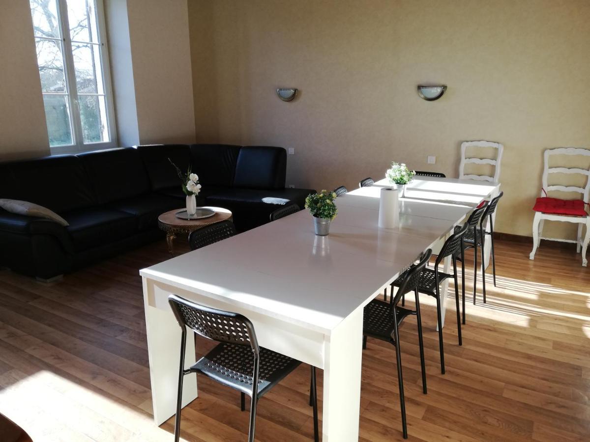 Belle Demeure Avec Espaces Verts Gauriac エクステリア 写真